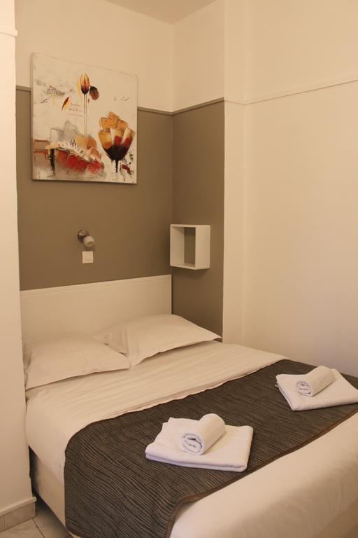 Single Room Double Bed,109311678:JPEG